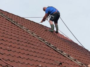 préparation sécurité nettoyage de la toiture